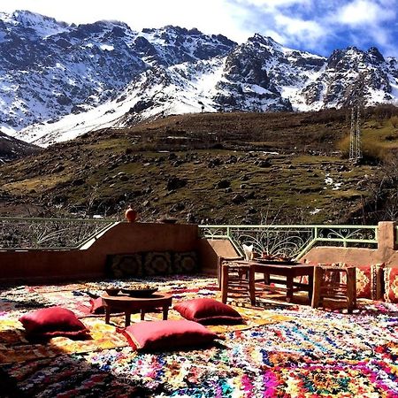 Gite Entre Les Vallees Tacheddirt Exteriér fotografie